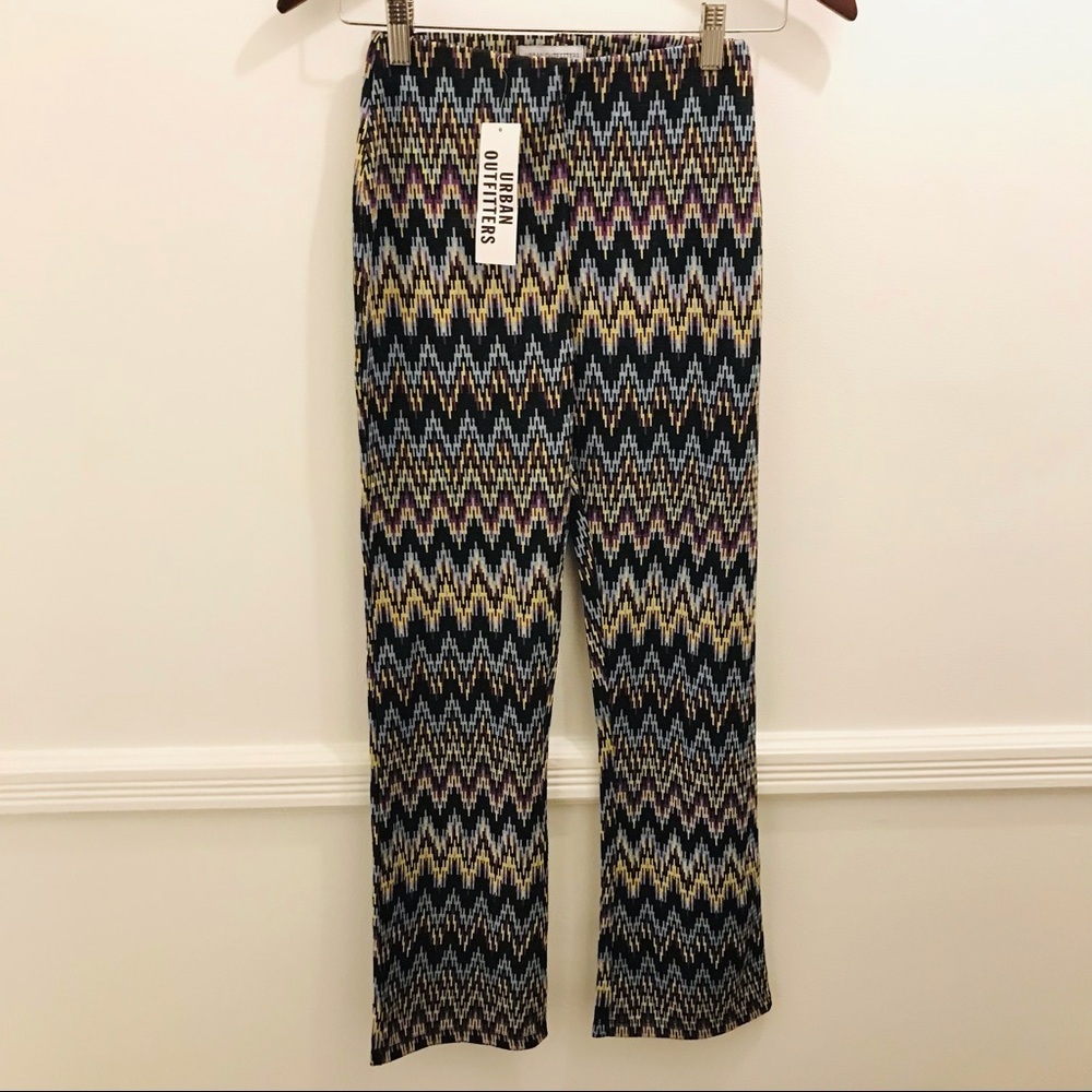 NWT Urban Outfitters Flare Pull On Pants XS chevron zig zag knit black